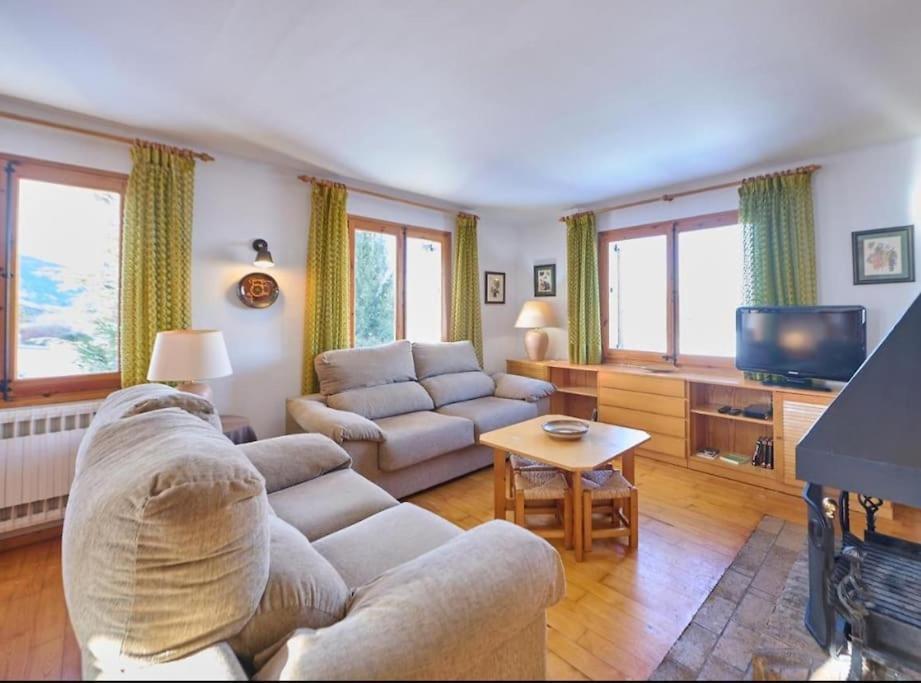Casa L'Avet. El Vilar D'Urtx Escardacs Esterno foto